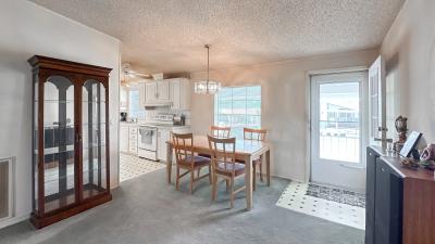 Photo 4 of 18 of home located at 215 Sanders Ln Lady Lake, FL 32159