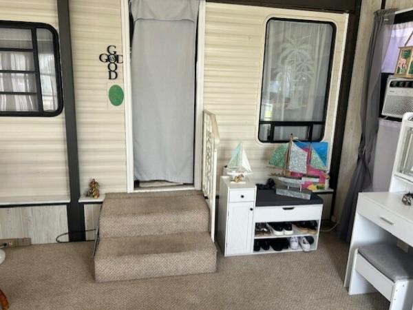 1984 Mobile Home
