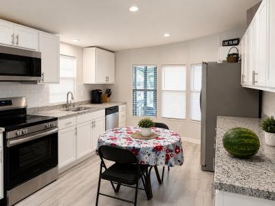 Photo 2 of 8 of home located at 5152 Harper Valley Road Apopka, FL 32712