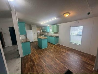 Photo 5 of 13 of home located at 1234 Reynolds Road #202 Lakeland, FL 33801