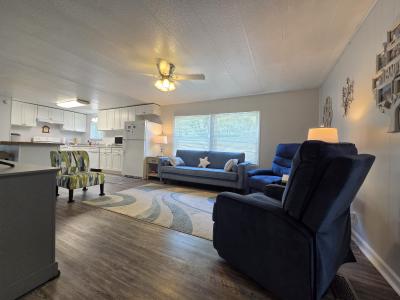 Photo 4 of 28 of home located at 10898 Jandor Miamisburg, OH 45342