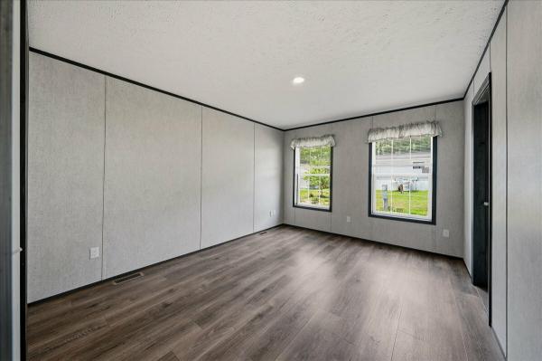 2026 EAGLE RIVER 65 LANDY CREEK  Home