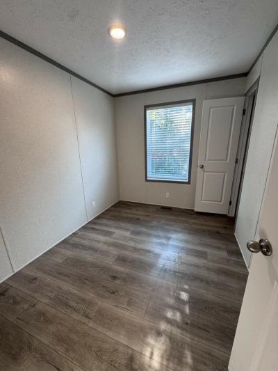 Photo 5 of 10 of home located at 17137 Somerset Macomb, MI 48044