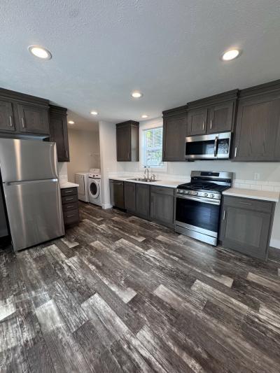 Photo 4 of 13 of home located at 17018 Dalworth Macomb, MI 48044