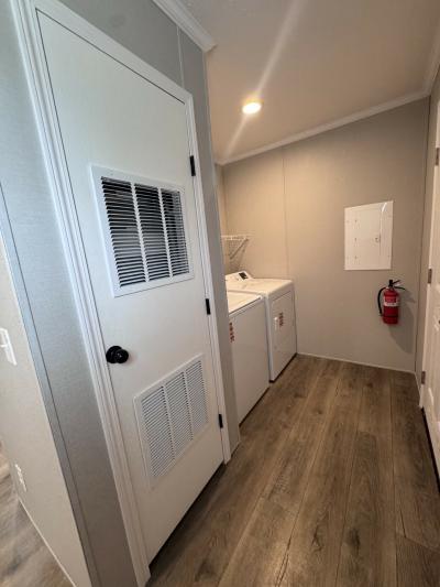 Mobile Home at 46209 Worlington Macomb, MI 48044
