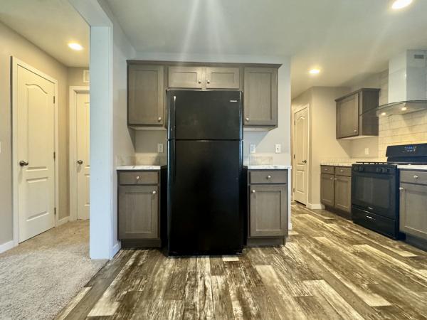 2019 CLAYTON 81FSN28523A Mobile Home