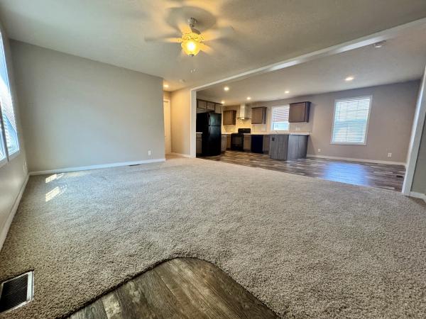 2019 CLAYTON 81FSN28523A Mobile Home