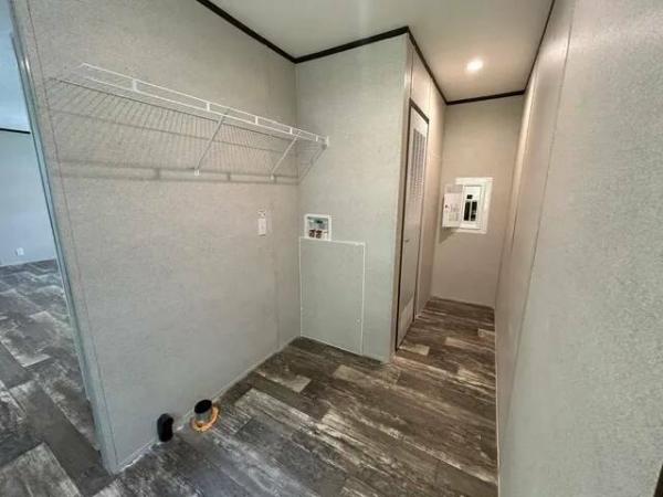 2024 PRIME 1676H32P01  Home