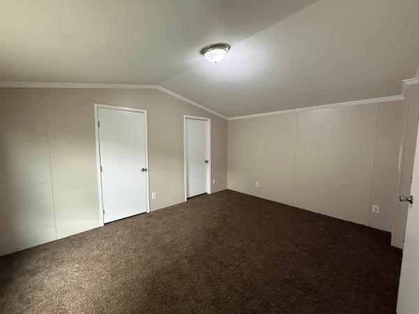 2006 Skyline Mobile Home For Rent