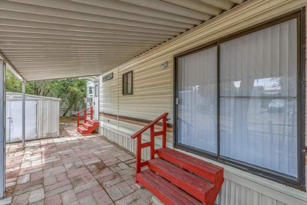 1985 Skyline Manufactured Home