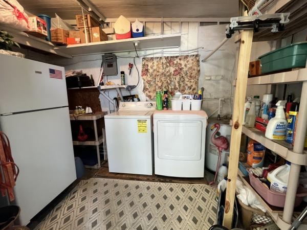 1973 BAYW  Home