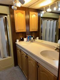 1975 New Yorker 70-12 Mobile Home