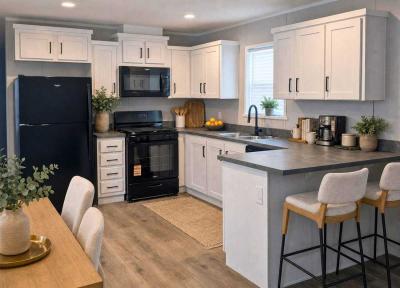 Mobile Home at 1142 Lansing Street Lot 31 Adrian, MI 49221