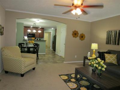 Mobile Home at 12515 Bonnie Lane Lot 112 Middlebury, IN 46540