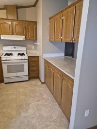 2003 Holly Park Manufactured Home