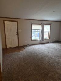 2003 Holly Park Manufactured Home