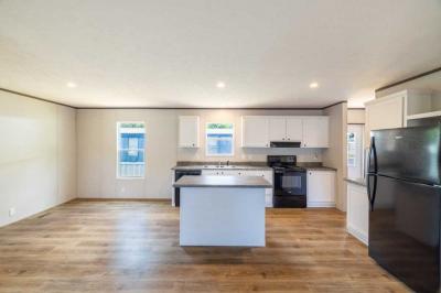 Photo 5 of 17 of home located at 535 Lee Hy Drive Kernersville, NC 27284