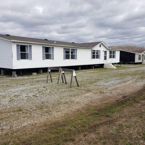 1999 Oakwood Mobile Home For Sale
