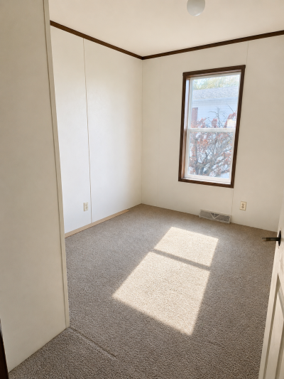 Photo 5 of 8 of home located at 4915 Schoen Rd Union Grove, WI 53182
