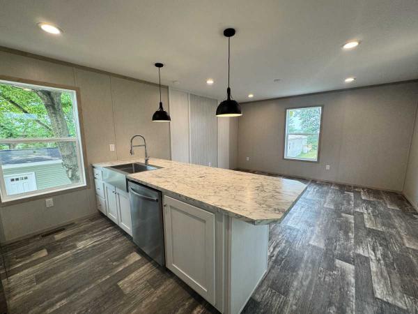 2026 Clayton Gem Series Peridot 52 Manufactured Home
