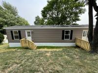2026 Clayton Gem Series Peridot 52 Manufactured Home