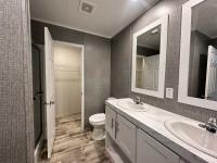 2024 240LM-LANDMARK-16763J Manufactured Home