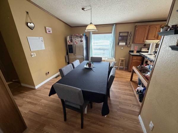 1996 M/M MH Mobile Home