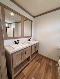 2020 5 Point Collection 52FPC16723AH21 Mobile Home