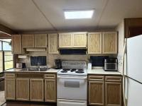 1984 Park Manufactured Home