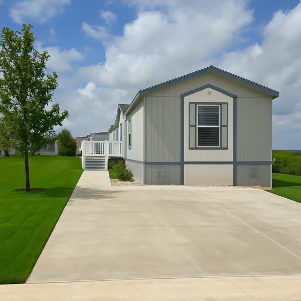 Photo 1 of 2 of home located at 6410 Walzem Road Lot #478 San Antonio, TX 78218