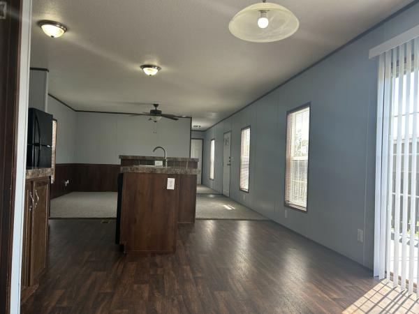 2015 Fleetwood 16763K Mobile Home
