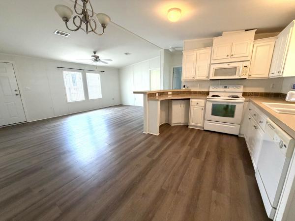 2007 FWPM FLFL770A/B33561LF21 Mobile Home