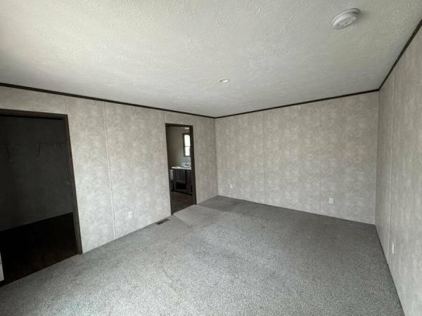 2023 430IN16683A  Home