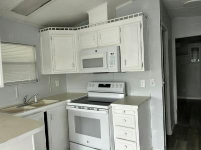 Photo 4 of 6 of home located at 16731 Us-301 #177 Dade City, FL 33523