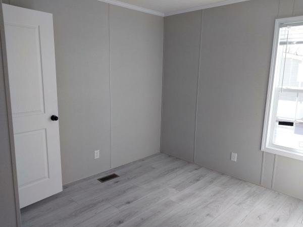 2025 Champion Dutch Aspire Mobile Home