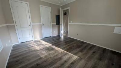 Photo 5 of 8 of home located at 11630 Wildhorse Dr Thonotosassa, FL 33592