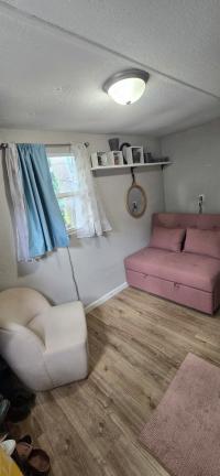 1968 New moon Manufactured Home