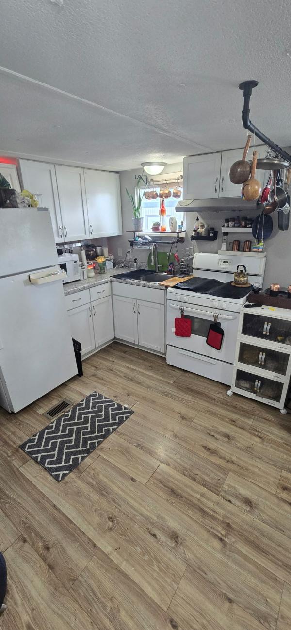 1968 New moon Manufactured Home