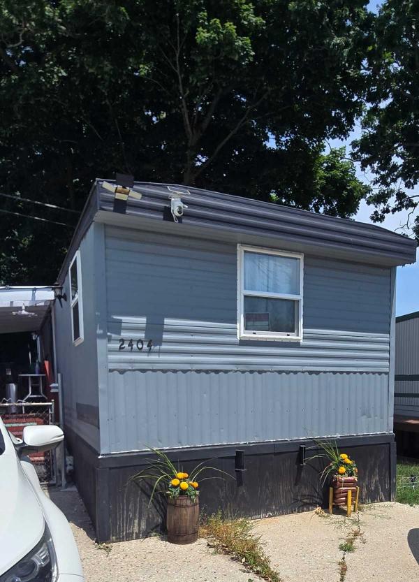 1968 New moon Manufactured Home