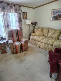 2003 Pine Grove Holly Mobile Home