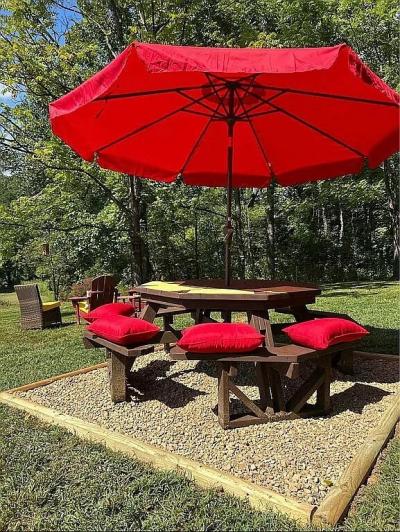 Photo 3 of 29 of home located at 35 Puffy Cloud Way Hendersonville, NC 28792