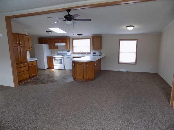 2000 Skyline Manufactured Home