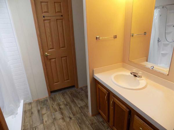 2000 Skyline Manufactured Home