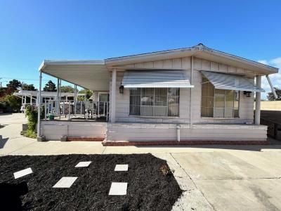 Photo 2 of 37 of home located at 18601 Newland St, #90 Huntington Beach, CA 92646