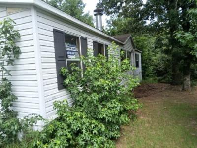 Photo 2 of 21 of home located at 345 Rankin Rd Nashville, AR 71852