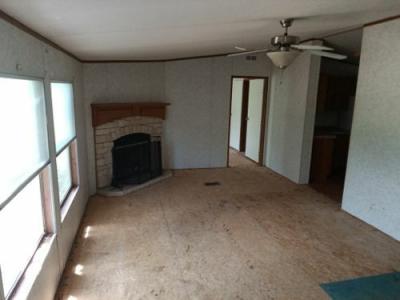 Photo 3 of 21 of home located at 345 Rankin Rd Nashville, AR 71852