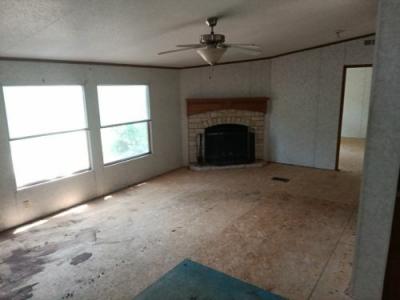 Photo 4 of 21 of home located at 345 Rankin Rd Nashville, AR 71852