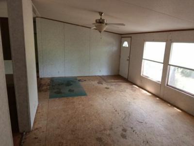 Photo 5 of 21 of home located at 345 Rankin Rd Nashville, AR 71852