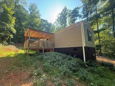 Mobile Home at 1038 Trailwinds Dr Westminster, SC 29693