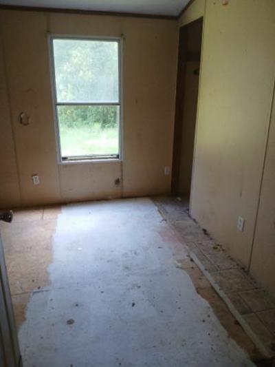 Photo 5 of 6 of home located at 144 Susan Dr Brandon, MS 39042